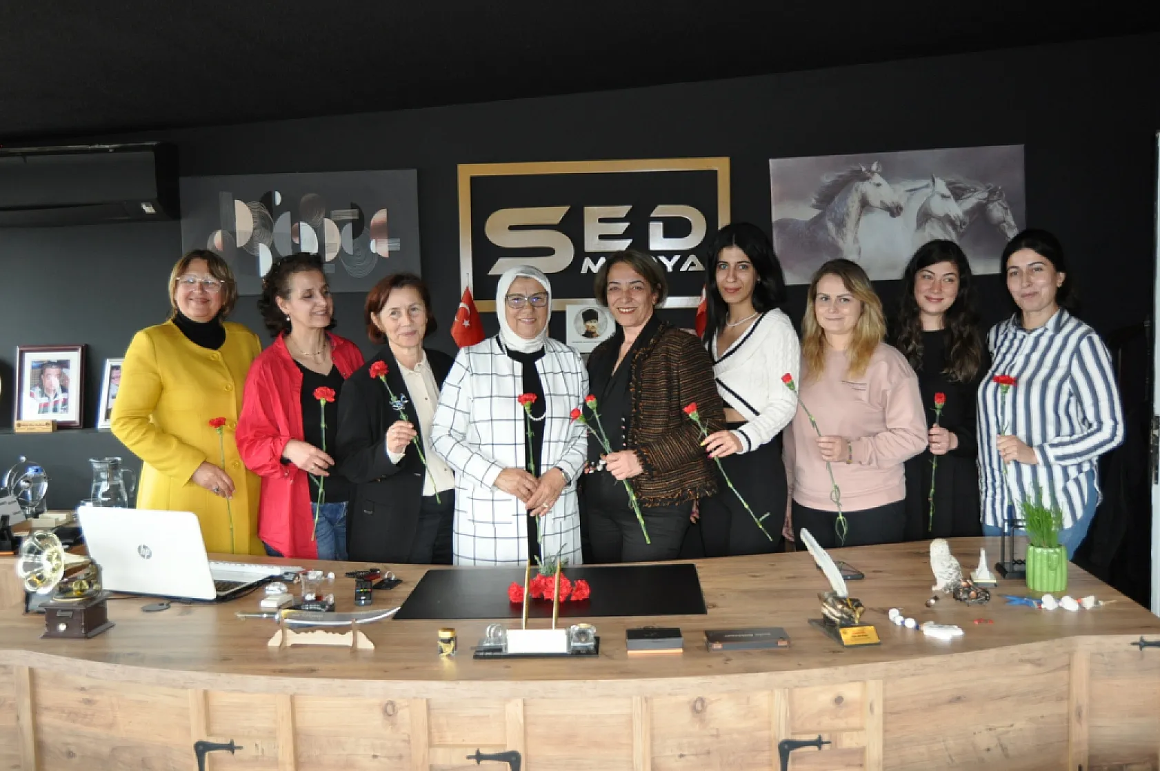 İyi Partili Kadınlar, Kadınlar gününde SED Medya'yı ziyaret ettiler