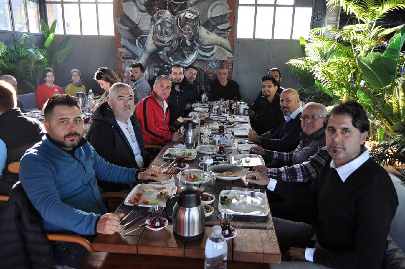 Fethiyespor Futbol Akademisi kahvaltıda buluştu
