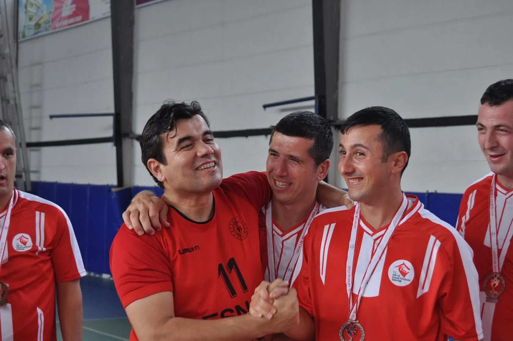 Fethiye'de Engelli Bireyler 'Engelsiz Fileler' Etkinliğinde Voleybol Oynadı  