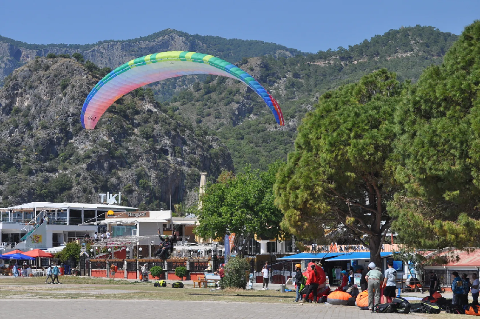 Fethiye Ölüdeniz'de bayram hareketliliği! Kökten, 'Belcekız ve Kumburnu plajları doldu'