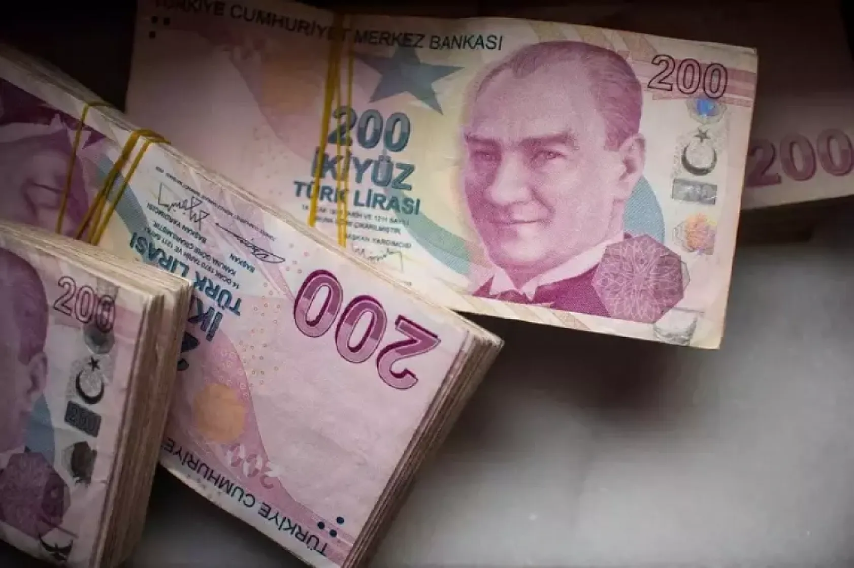 Emekliye zam geliyor! Müjdeli haber gazetede yayımlandı