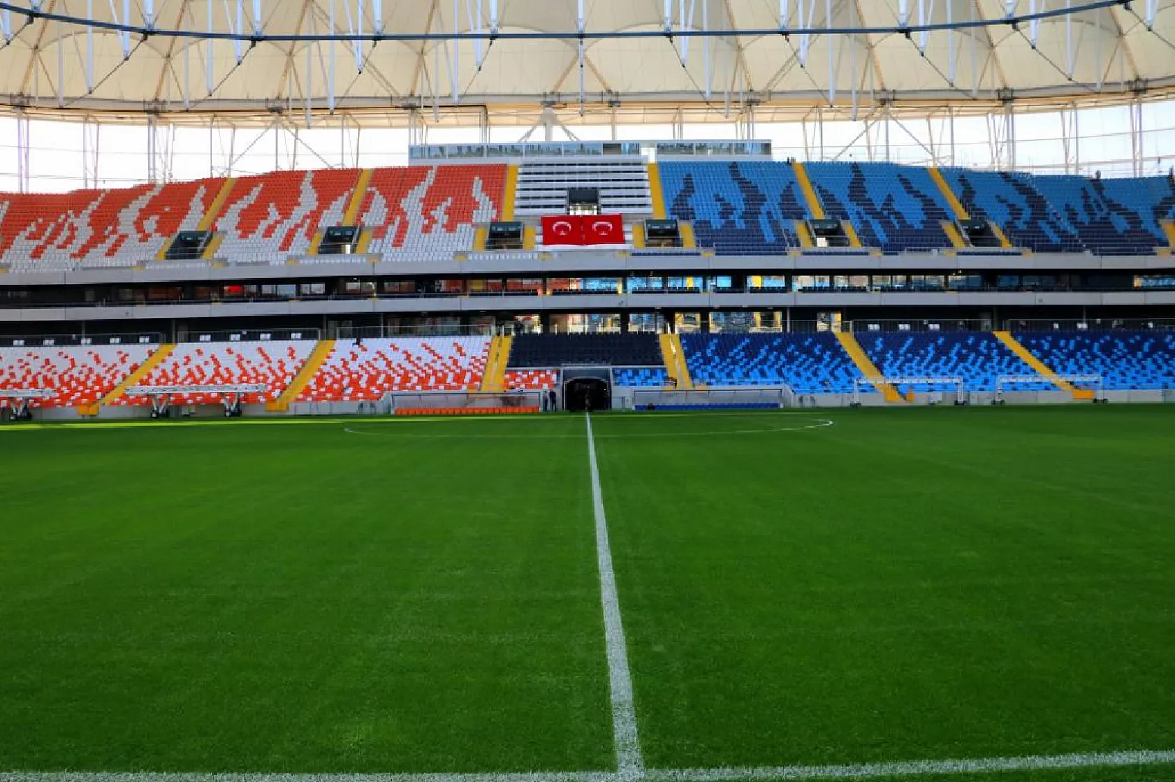 Stadyumlarda en fazla kapasite Galatasaray'ın, en az Bodrum FK'nın