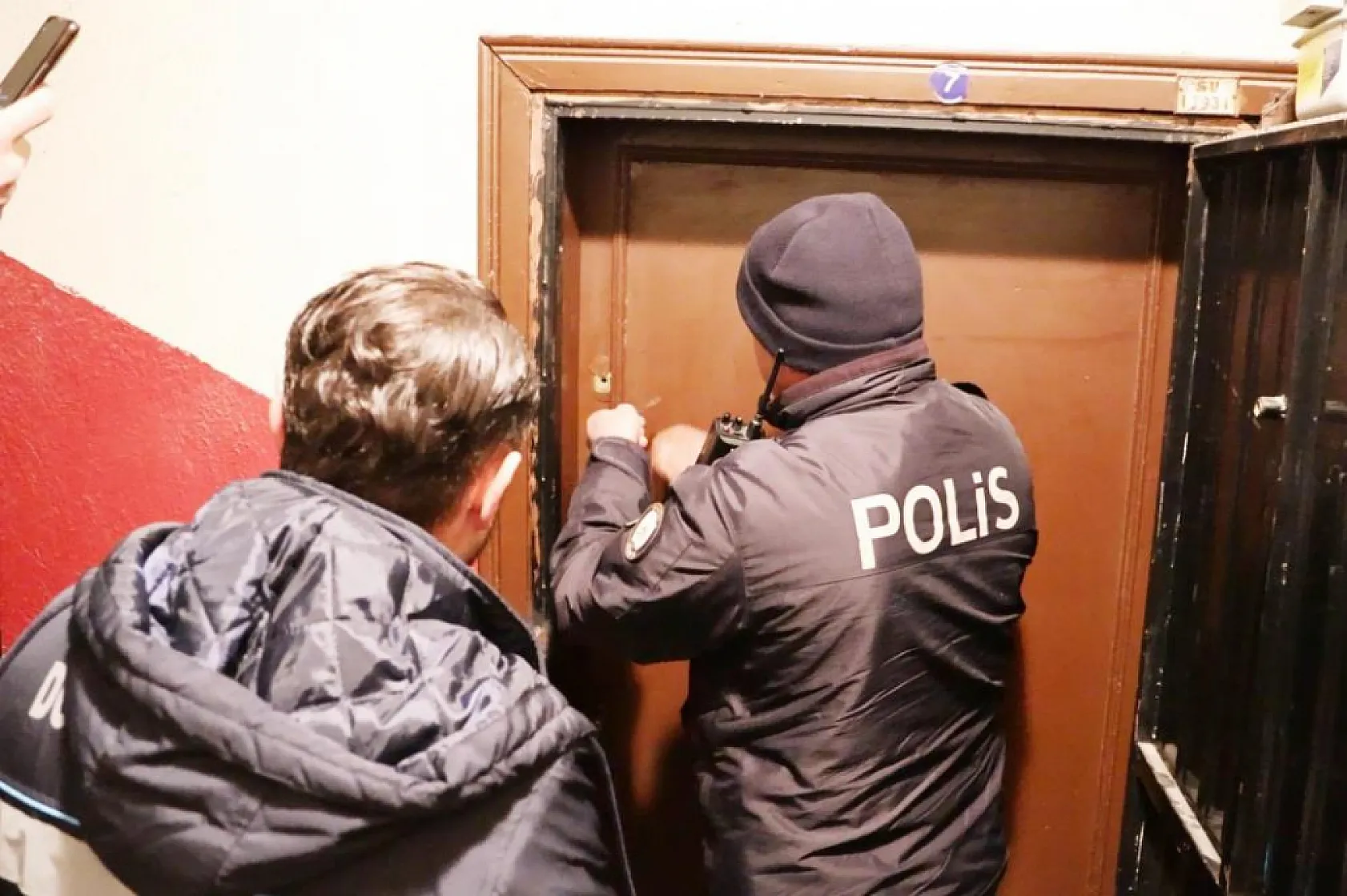Tüm ekipler onun için alarma geçip seferber oldu, o ise ekipleri azarladı