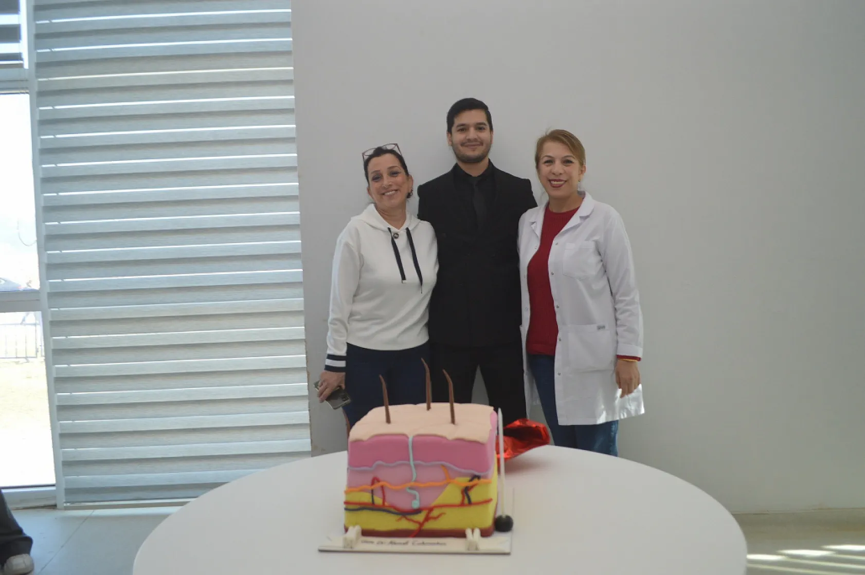 MEAH'ta Dr. Chakmakchi, Deri ve Zührevi Hastalıklar Uzmanı Oldu