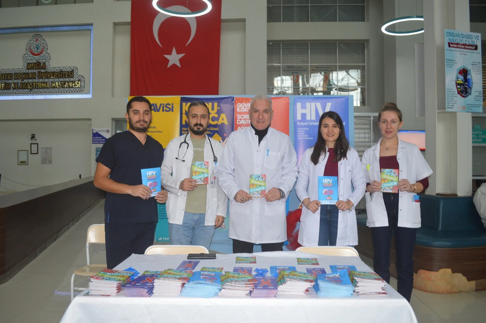 Muğla'daki hastanede vatandaşlar bilgilendirildi