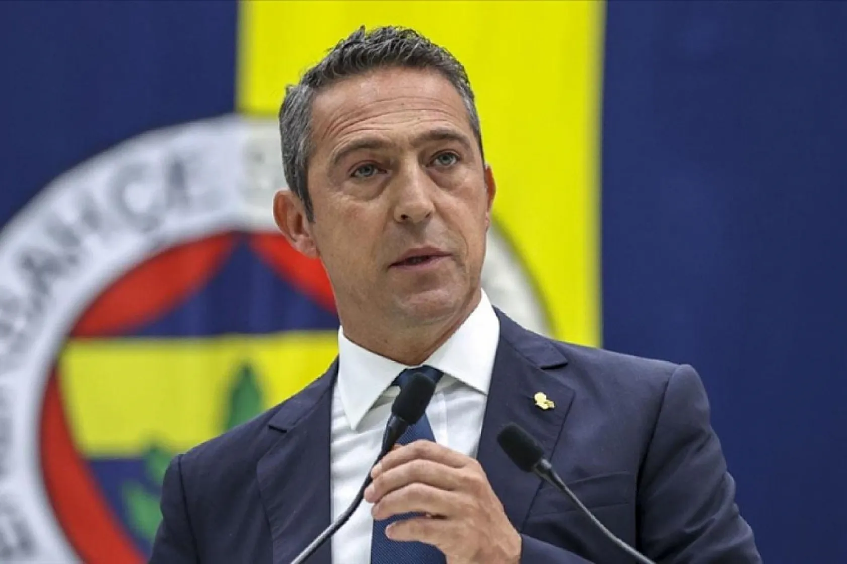 Fenerbahçe'de YDK Toplantısı, Maçın Suudi Arabistan'da oynanaması için önerge kabul edildi