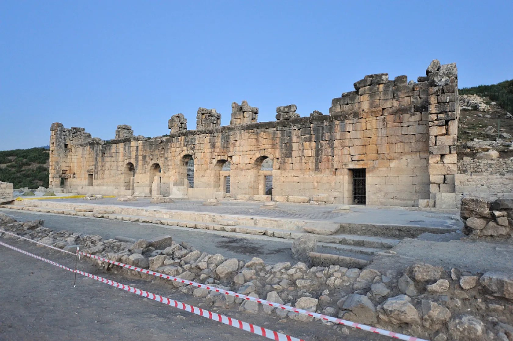 Kibyra'da kışın kapatılıp yazın açılan Medusa mozaiğinin sırrı ne?