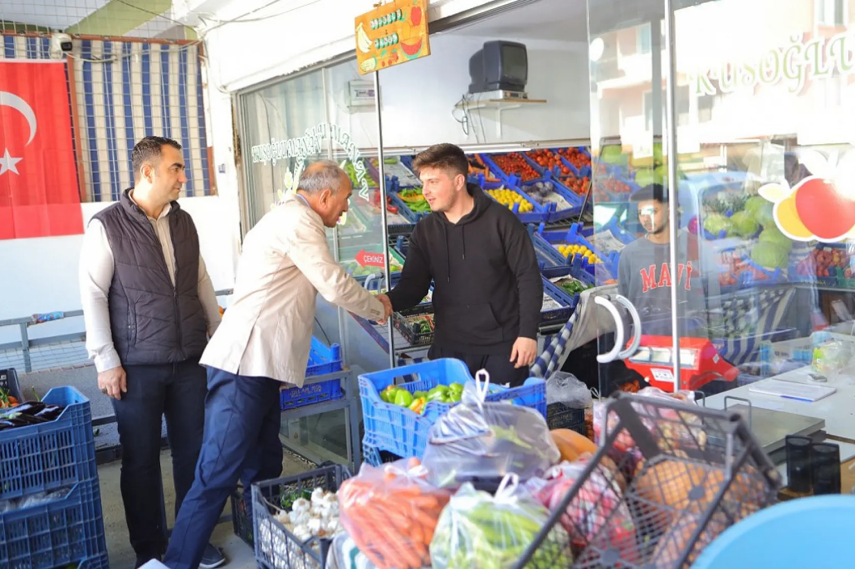 Esnaftan Behçet Saatcı'ya Büyük İlgi