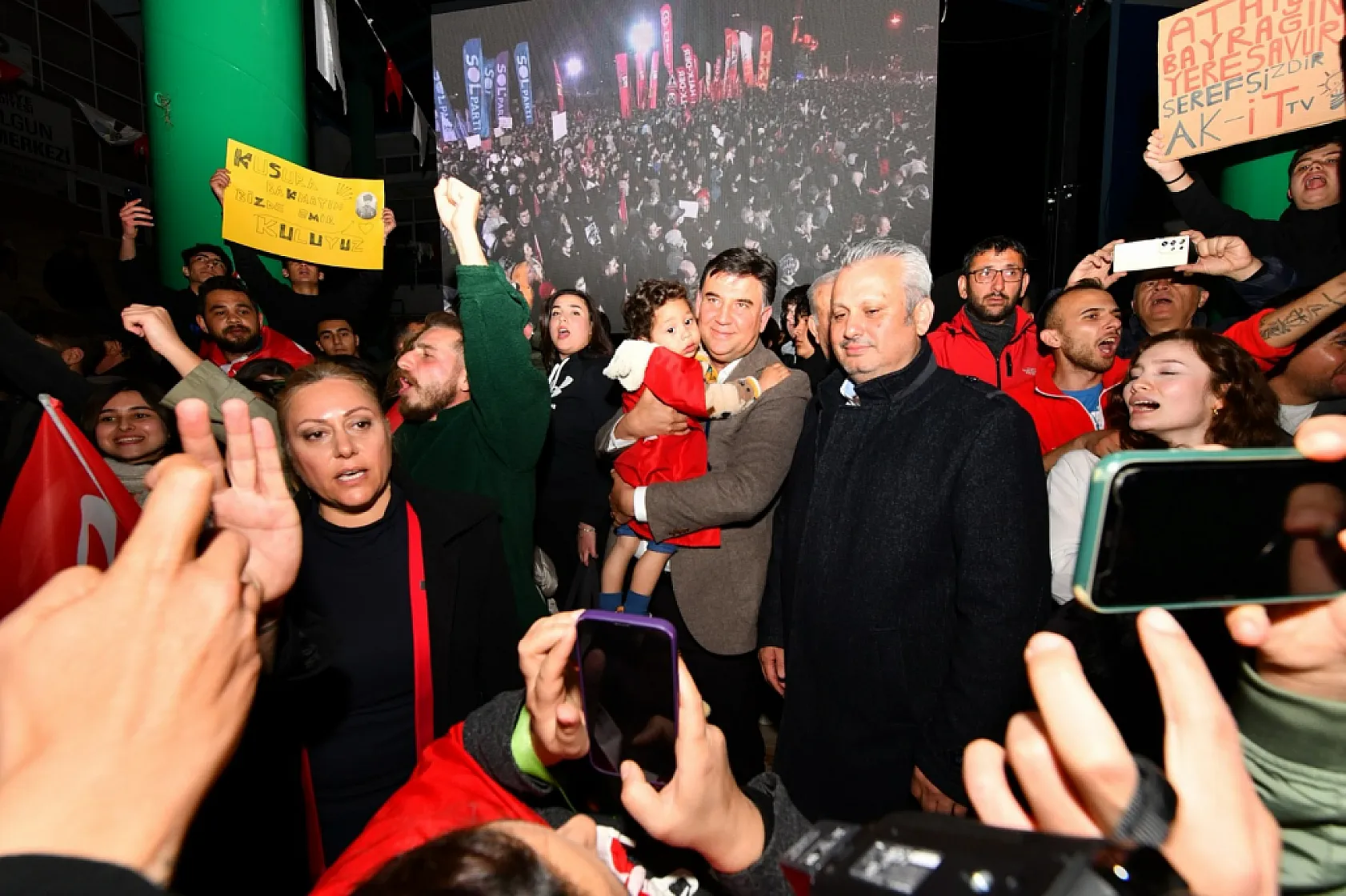 Mustafa Koyuncu'dan Ekrem İmamoğlu'nun Tutuklanmasına Tepki: 'Dimdik Ayakta Duracağız'
