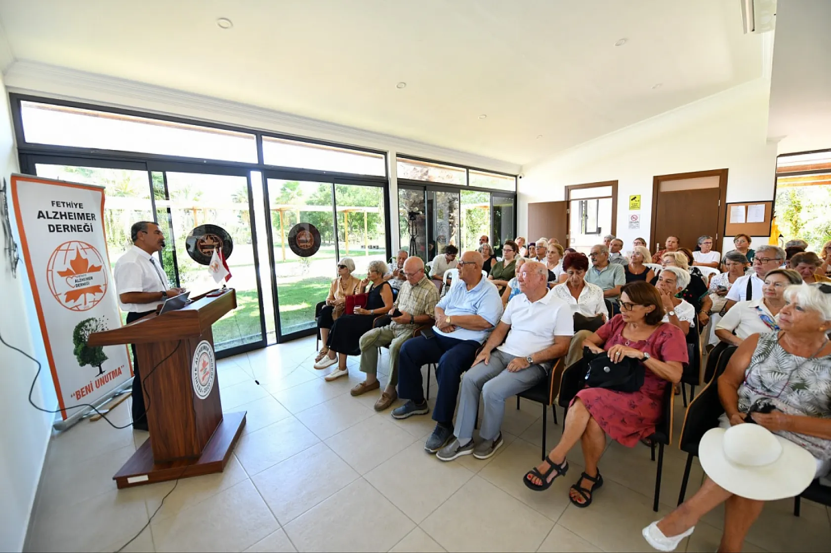 Fethiye'de Alzheimer Farkındalık Haftası'nda Türkiye'de Bir İlk