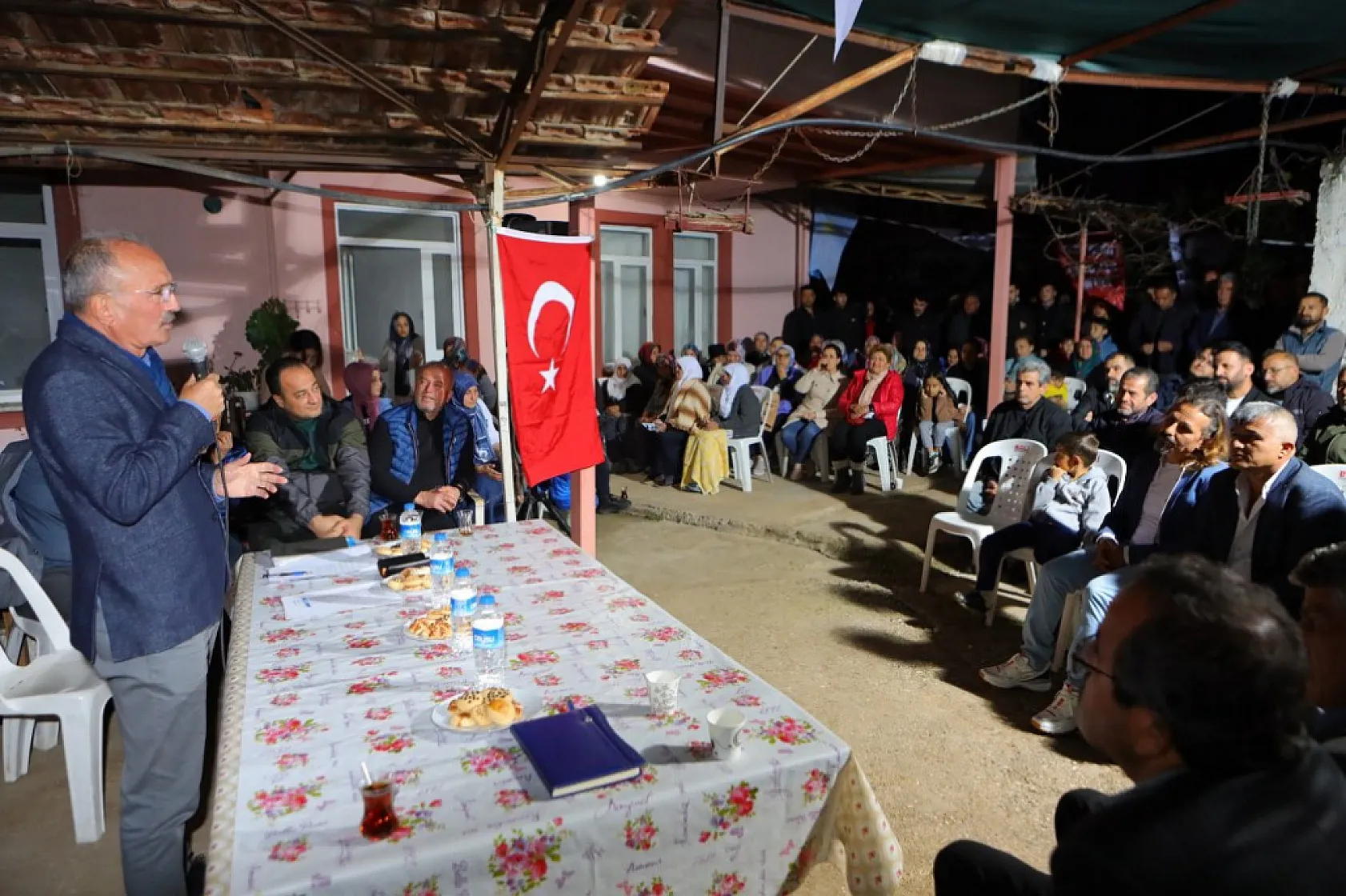 Saatcı,  'Çiftçilerimize Ücretsiz Ziraat Mühendisi Ve Veteriner Desteği Vereceğiz'