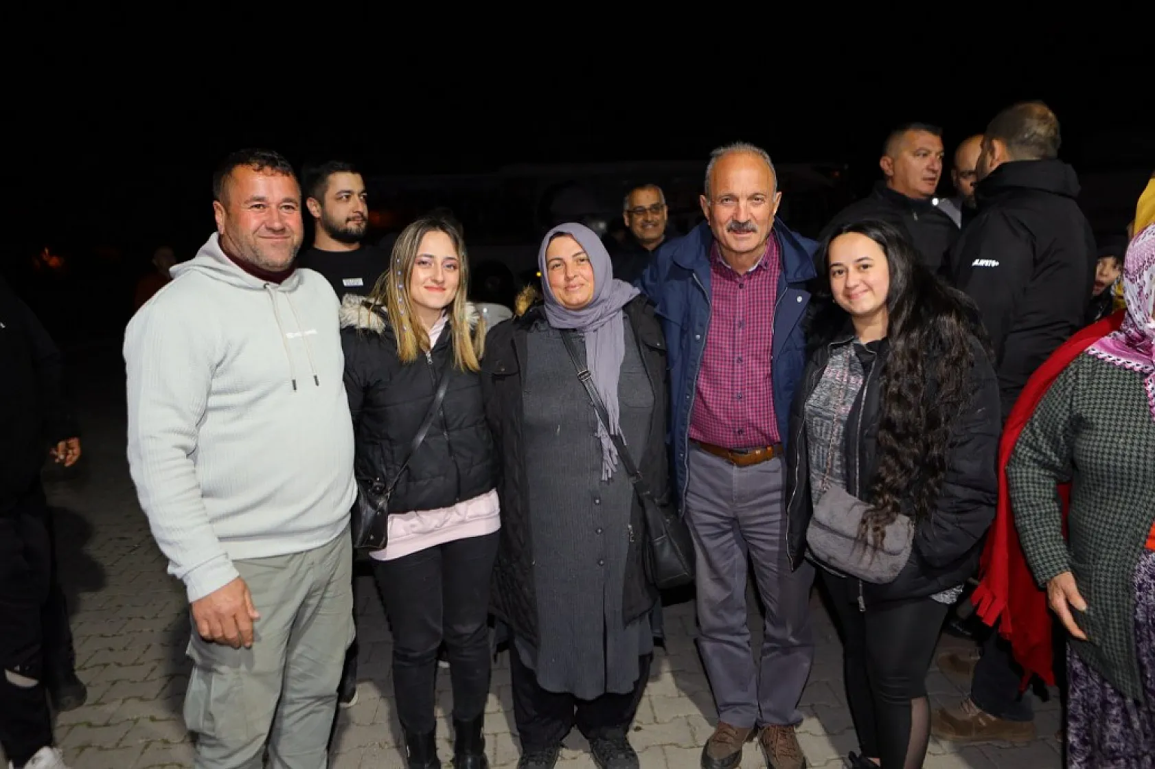 Saatcı 'Bugün Tesisi Kapatanlar Yarın Seçimi Kaybedince Kendilerini Belediyeye Kilitler'