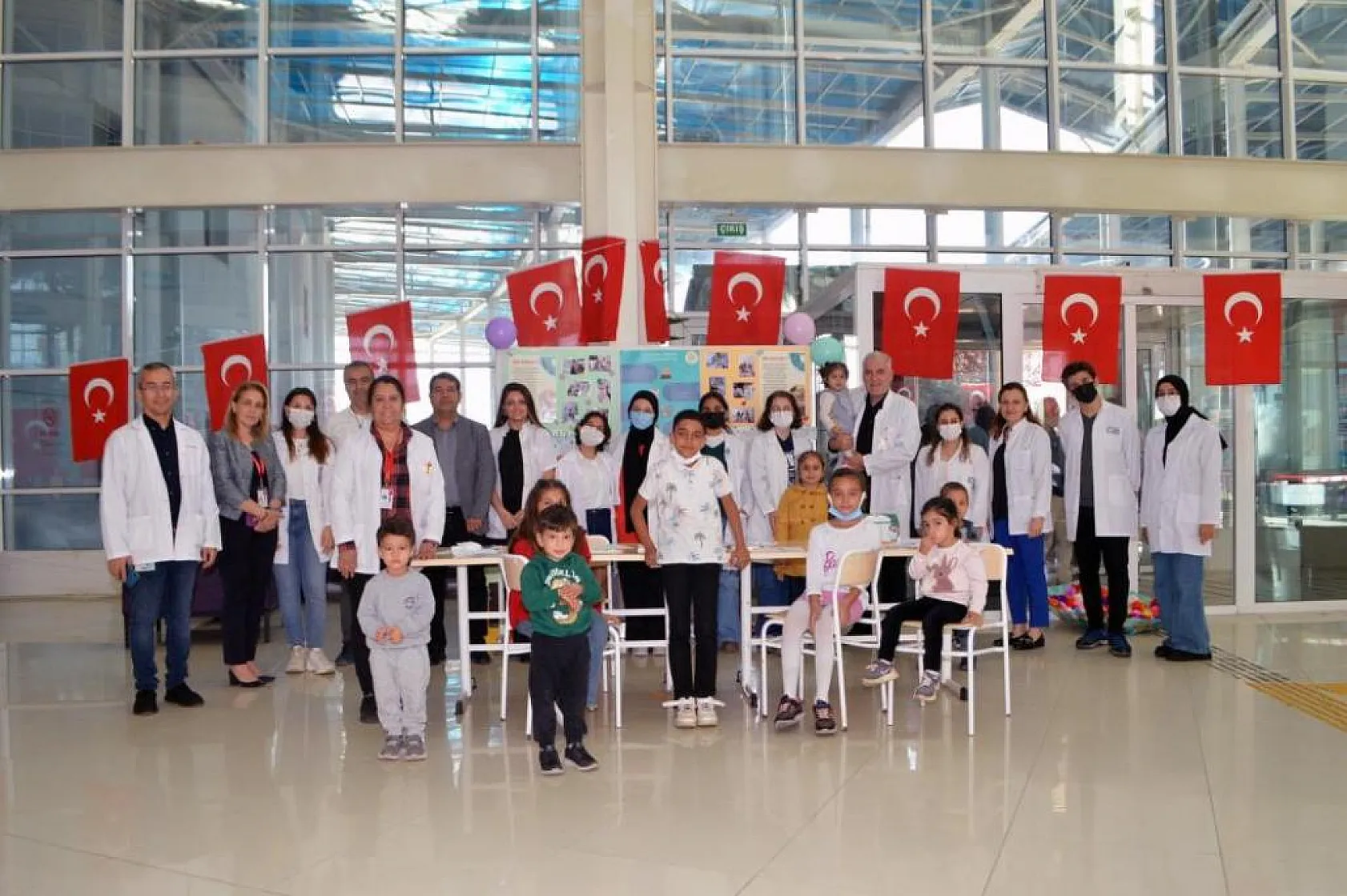 Lösemili çocukların mutluluğu için etkinlik