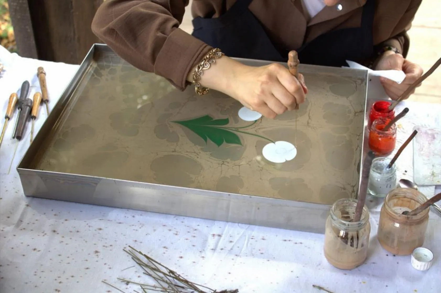 400 yıllık cami, ebru sanatına ilham oldu