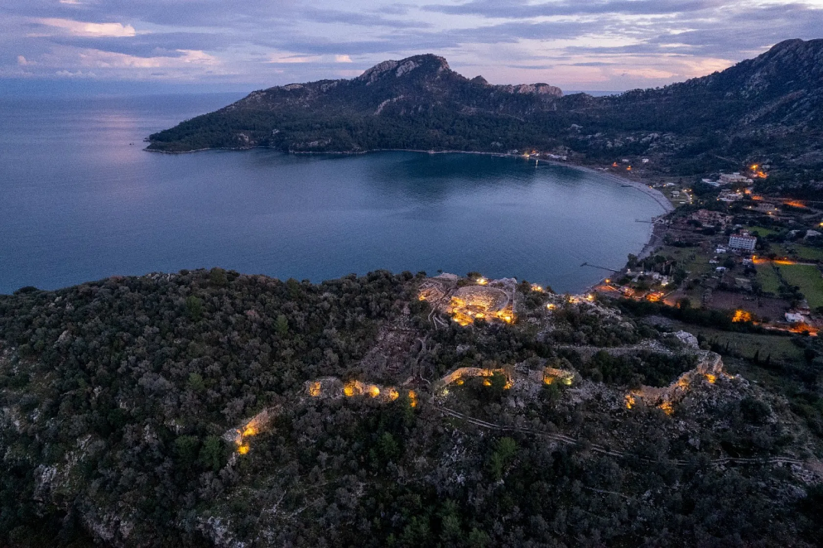 Amos Antik Kenti 2025'i ışıklarla karşılayacak