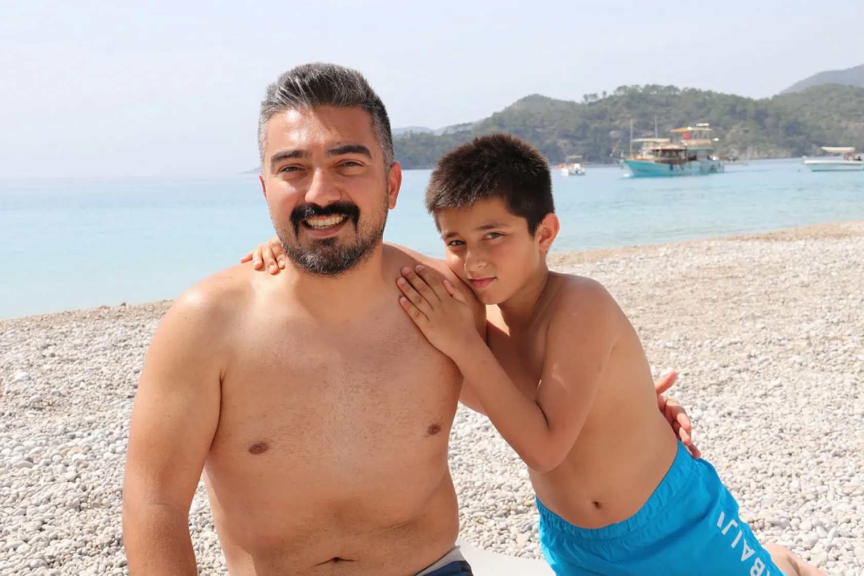 Oy Kullanan Ölüdeniz Plajı'na Akın Etti