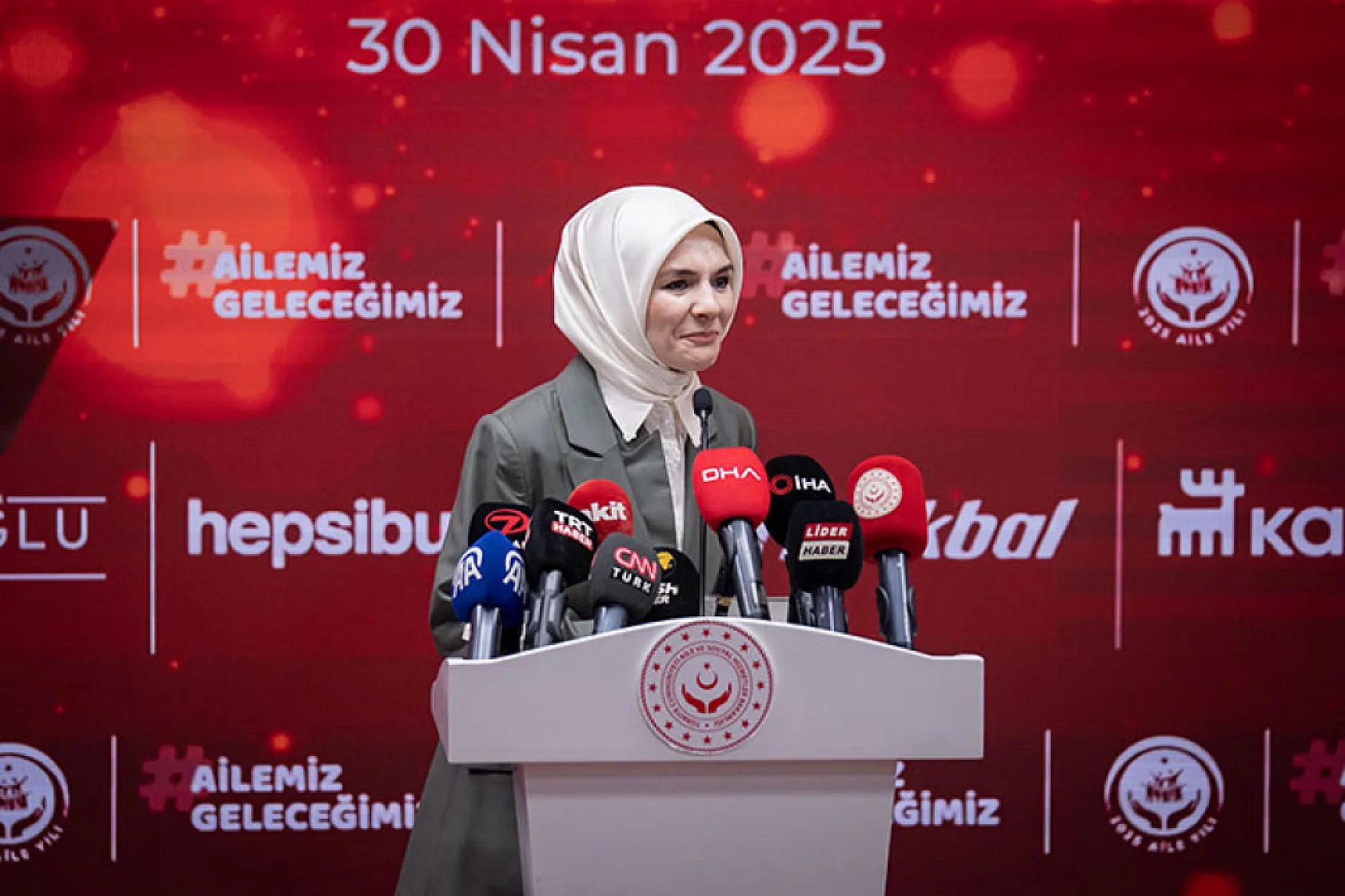 Aile ve Sosyal Hizmetler Bakanı Göktaş: 20 firma evlenecek gençlerimize özel indirimler sunacak