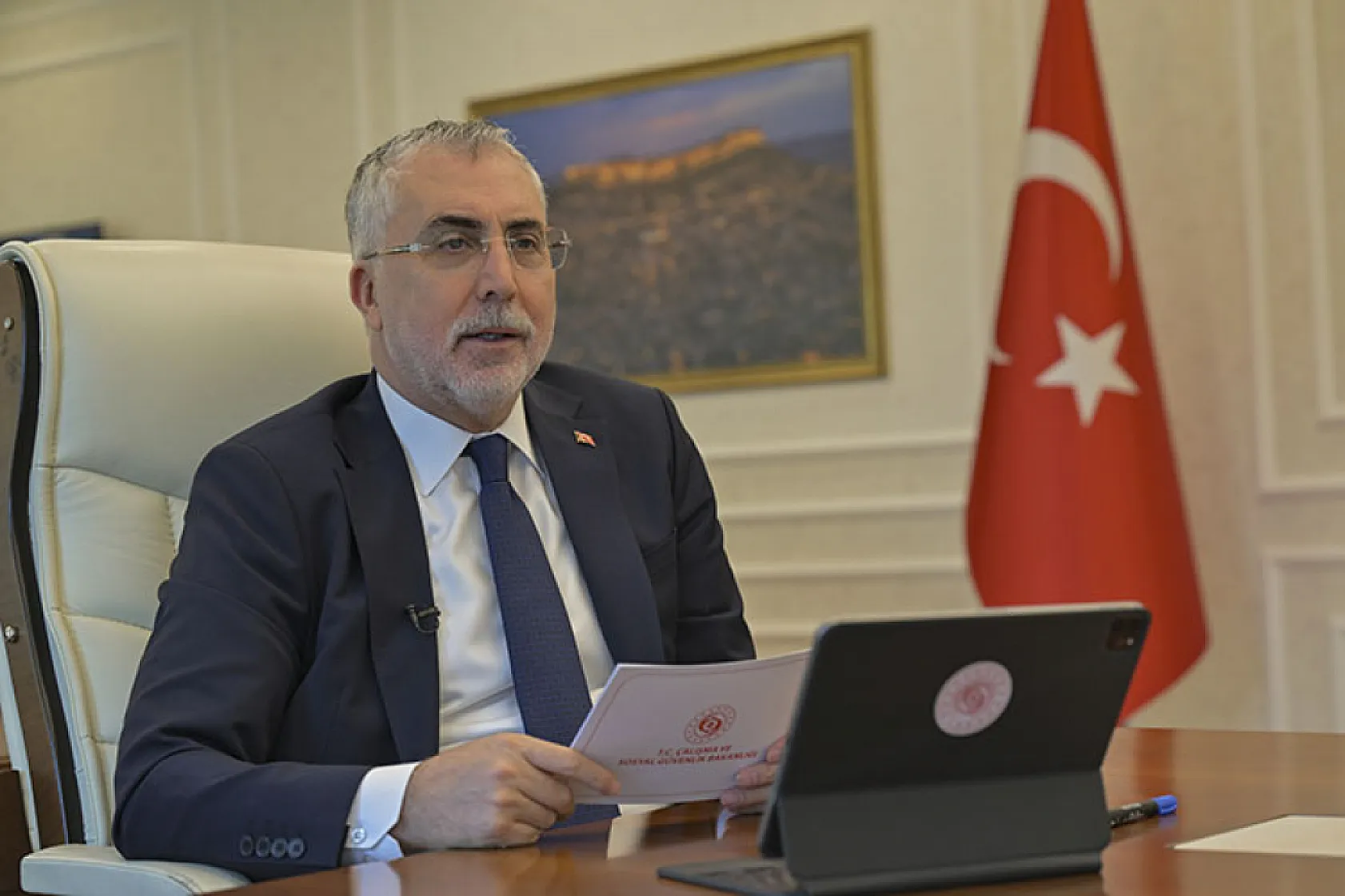 En düşük emekli aylığı 14 bin 469 liraya yükseltildi