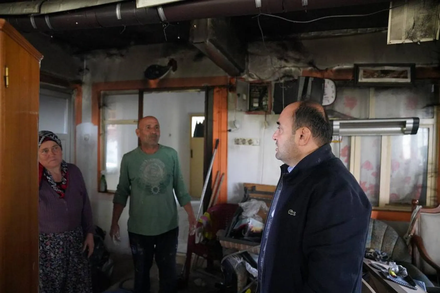 Başkan Akdenizli'den Evi Yanan Ailelere Ziyaret