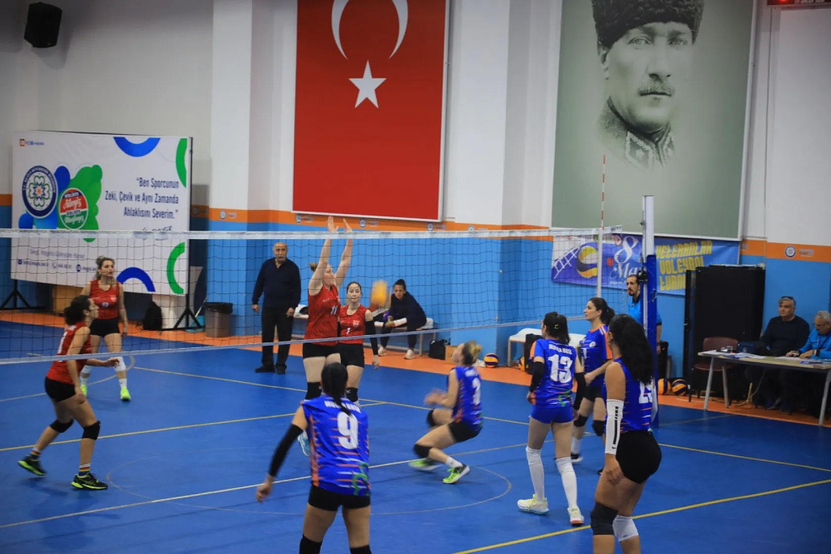 Muğla'da Kadınlar 8 Mart'ı Sporla Kutladı