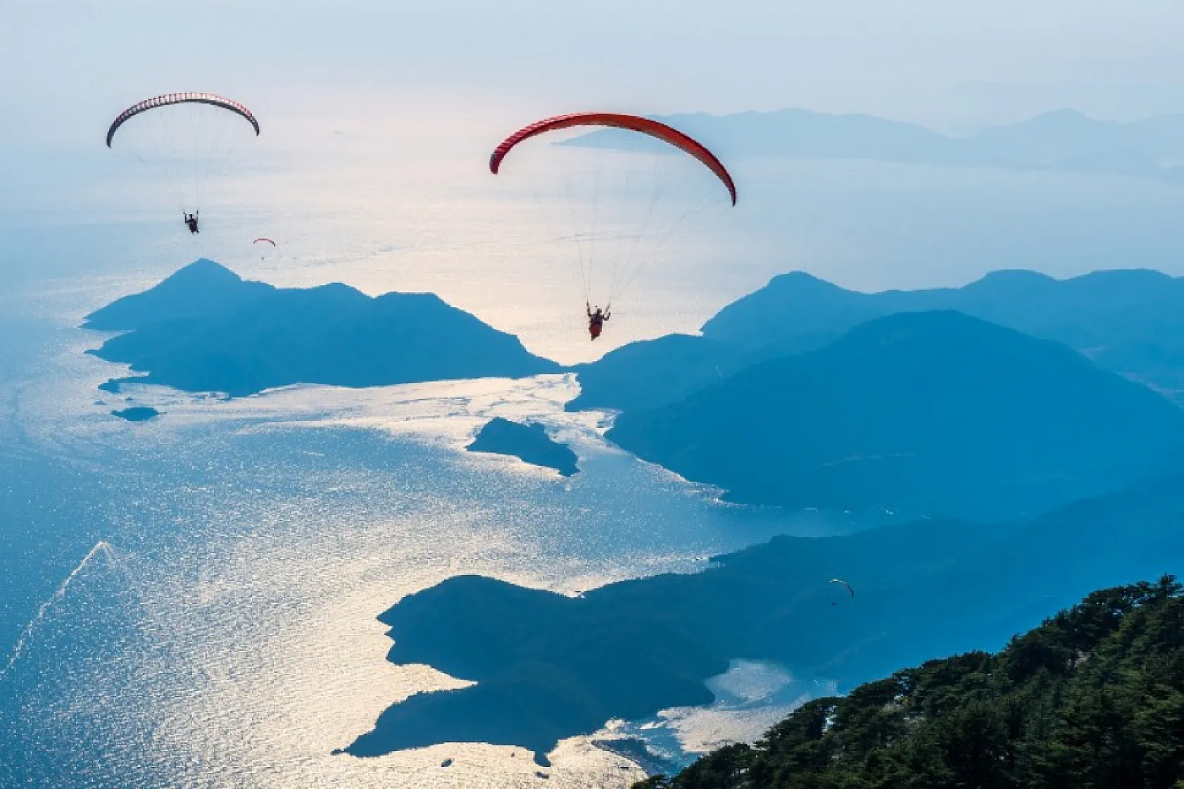 Fethiye'de Bayram Coşkusu: Yamaç Paraşütünden Konsere, Doğa Gezilerinden Sofralara Renkli Bir Kurban Bayramı