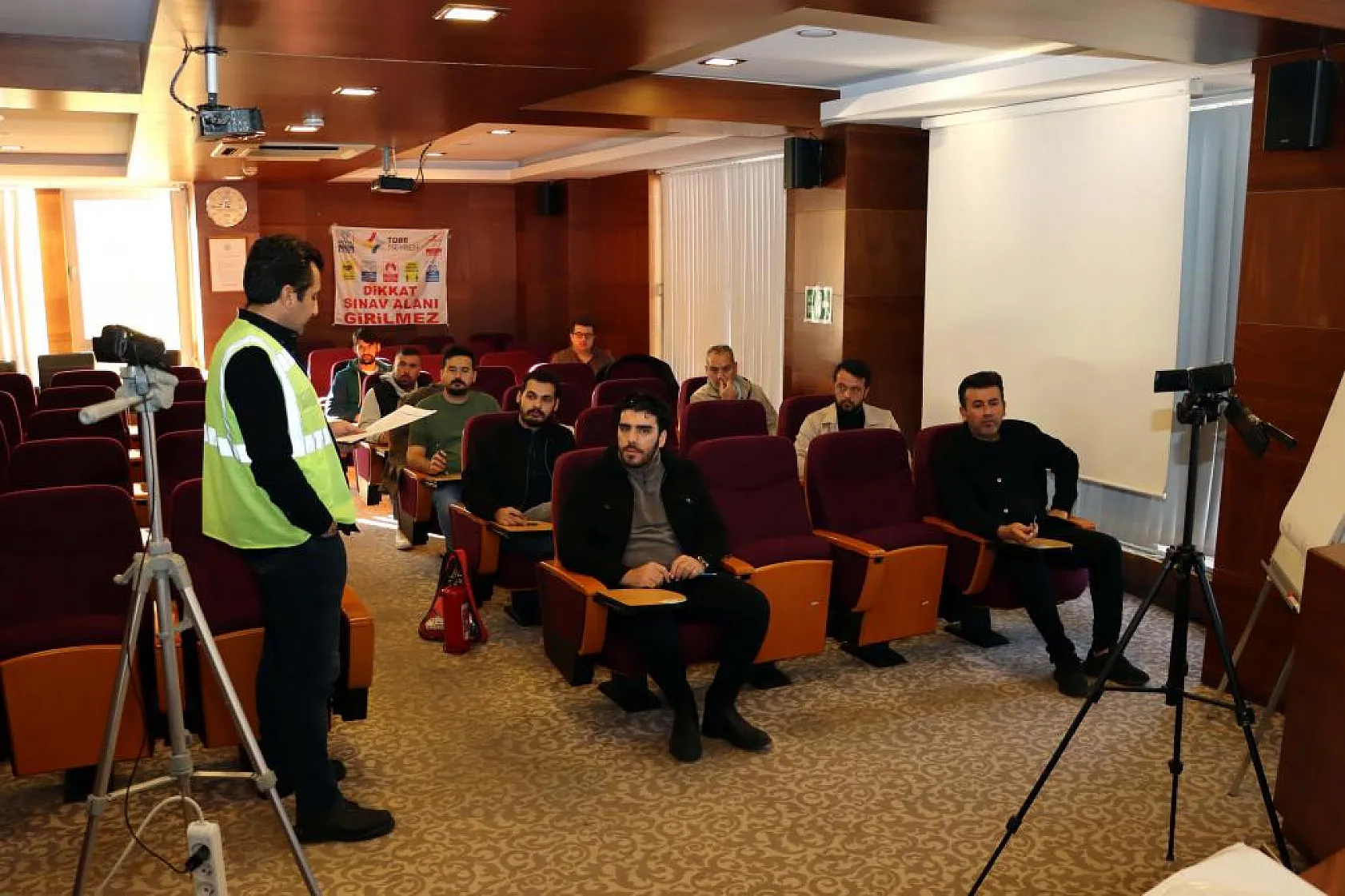 FTSO'da 'Motorlu Taşıt Alım Satım Mesleki Yeterlilik' sınavları