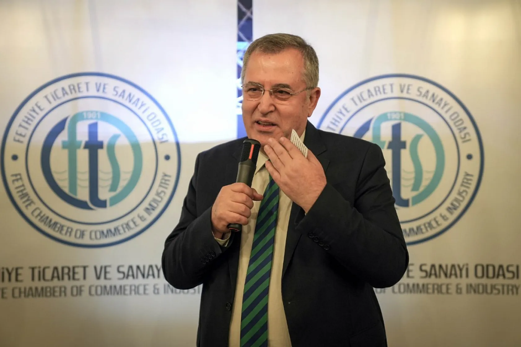 FTSO'nun Rekortmen Olan Başarılı Üyelerine Teşekkür Plaketi Törenle Verildi