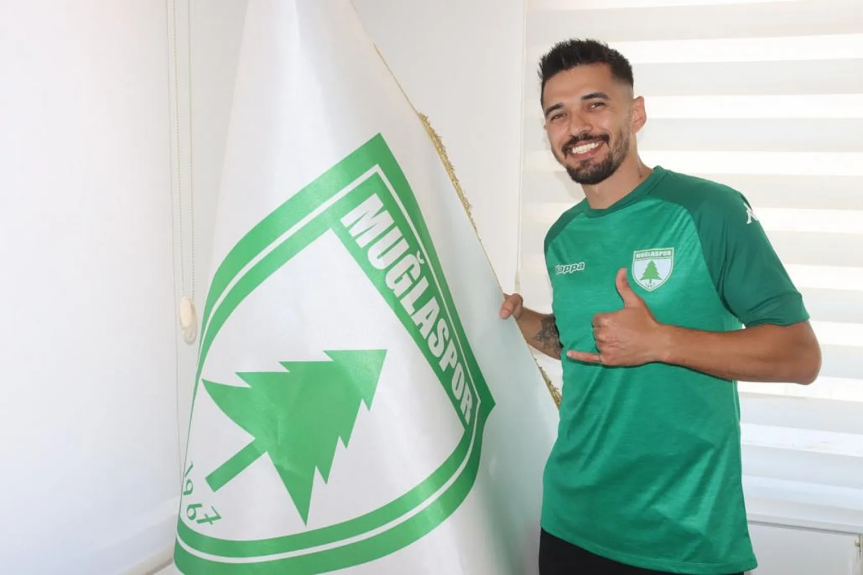 Muğlaspor'a Şampiyon Sağ Kanat