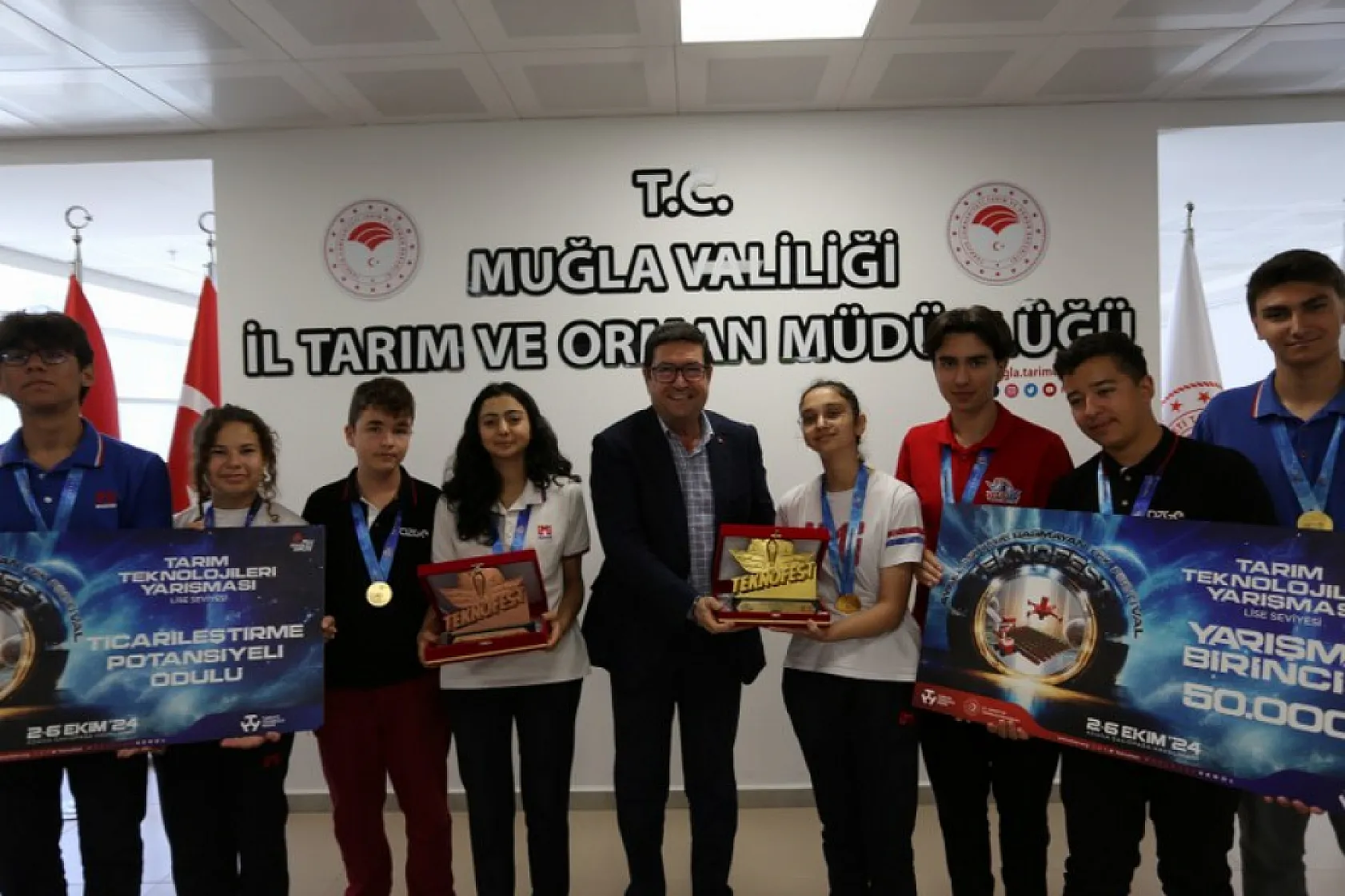 TEKNOFEST 2024'te Ödül Alan Milaslı Gençler'den Saylak'a Ziyaret