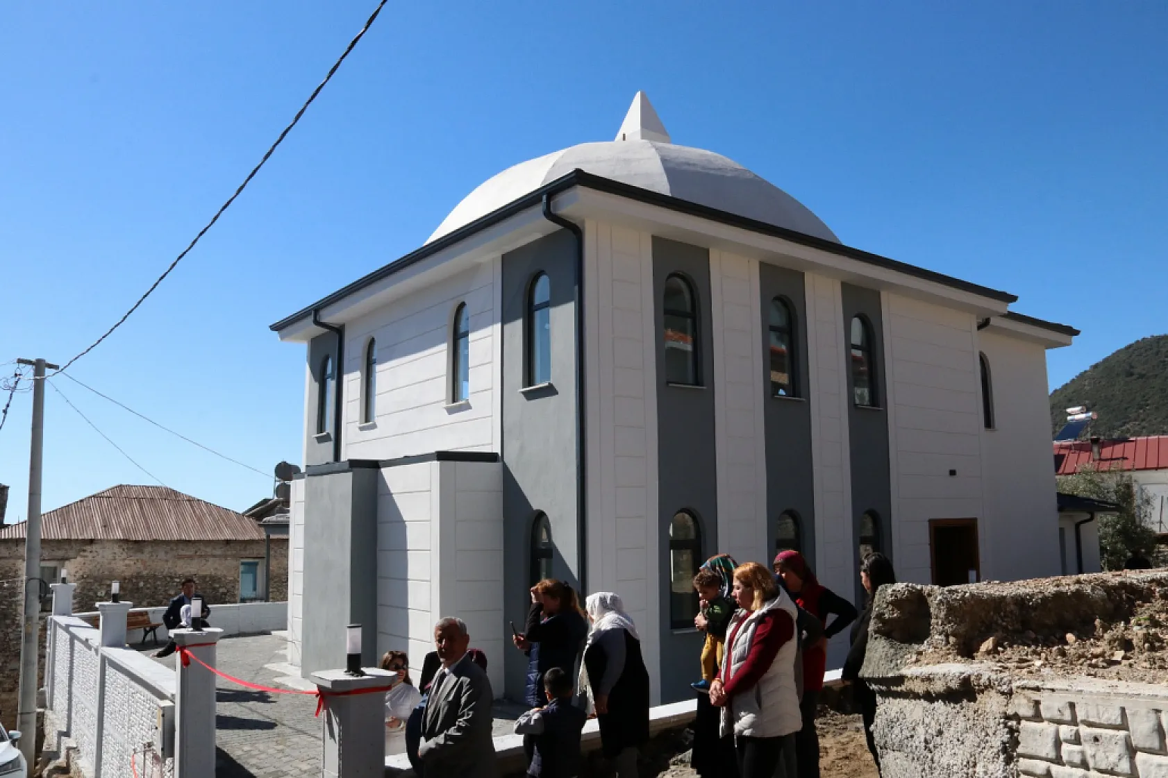 İncirköy Camii Törenle İbadete Açıldı
