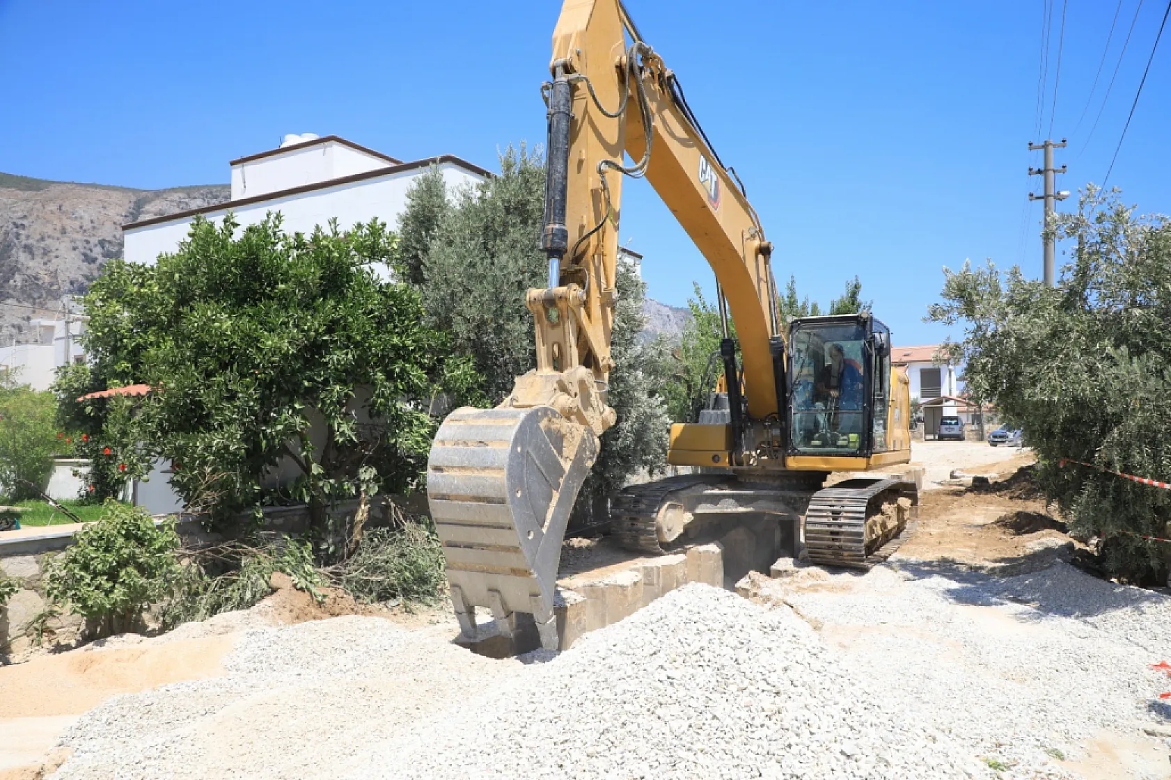 Altyapı Projeleri Hız Kesmeden Devam Ediyor
