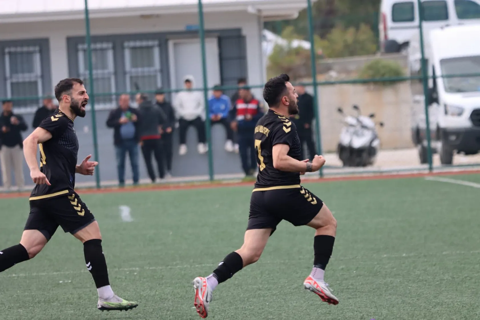 Fethiye'de Dr. Alp Milasspor şampiyonluğunu ilan etti: 'Sözümüzü tuttuk'