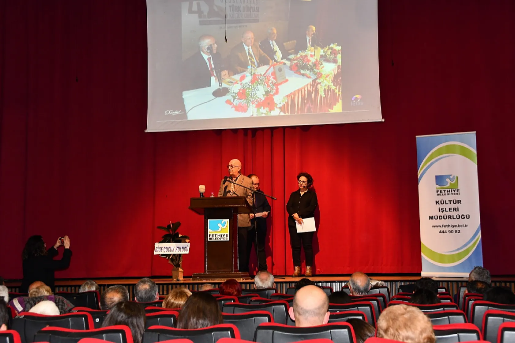 Fethiyeli Eğitimci ve Yazar Ünal Şöhret Dirlik Törenle Anıldı
