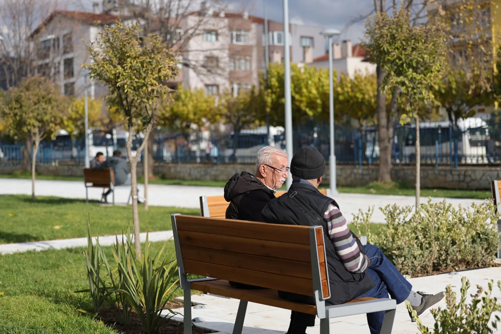 Sağlık Emekçileri Anıtı Bölgesi Yenilenen Yüzü ile Vatandaştan Tam Not Aldı 