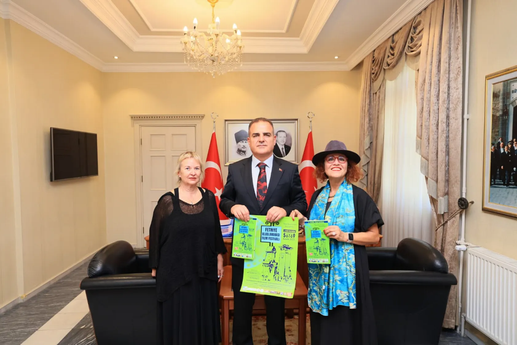 Uluslararası Fethiye Film Festivali öncesi Vali Akbıyık'a davet ziyareti
