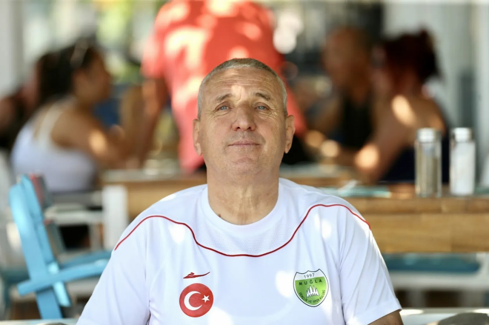 Bedensel engelli eski milli sporcu, hayalini Ölüdeniz semalarında gerçekleştirdi
