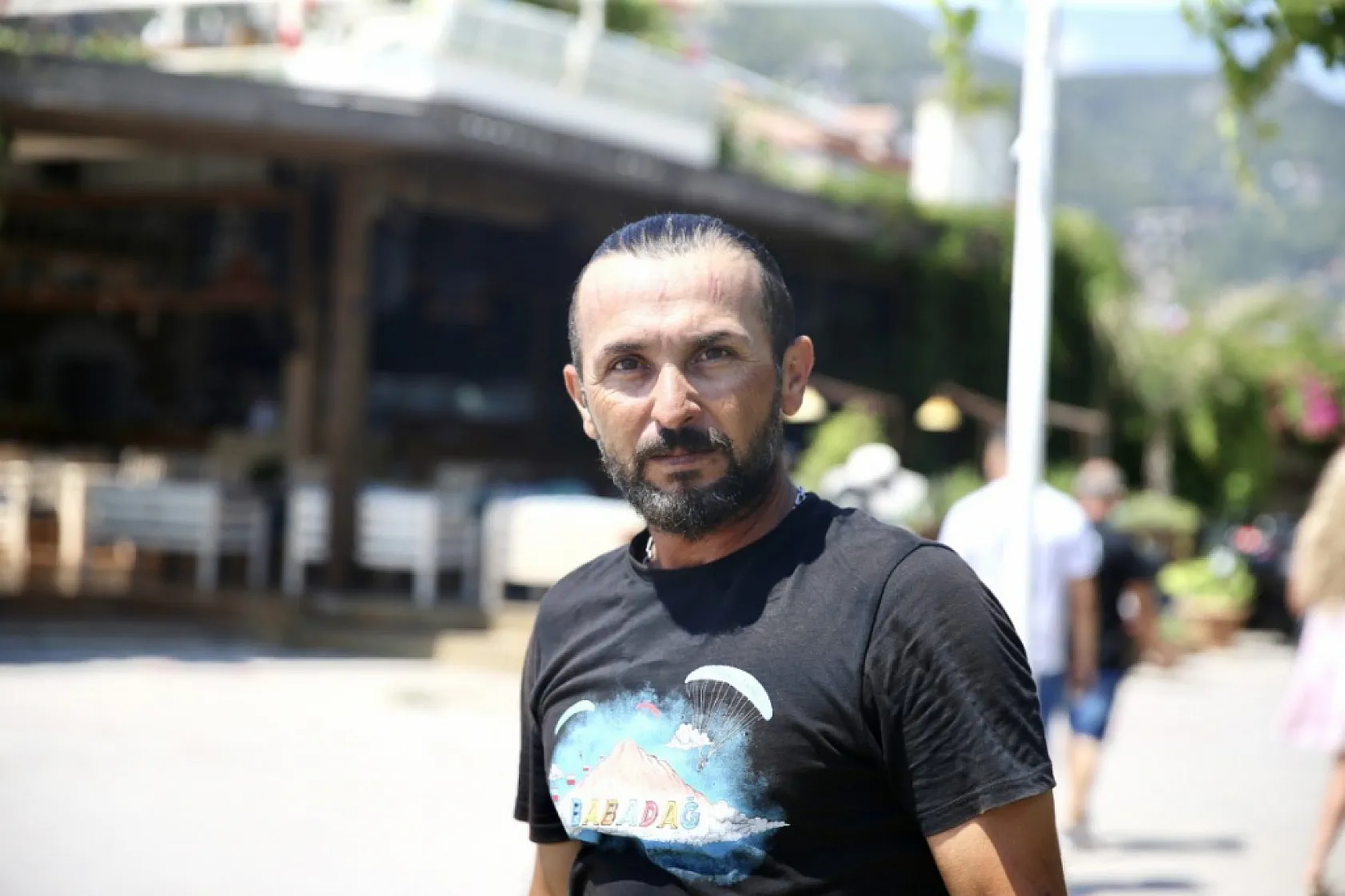 Bedensel engelli eski milli sporcu, hayalini Ölüdeniz semalarında gerçekleştirdi