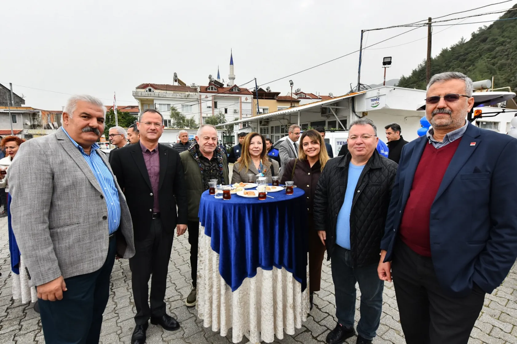 Fethiye'de araç filosuna 12 takviye: Karaca'dan tasarruf ve güçlü belediye vurgusu