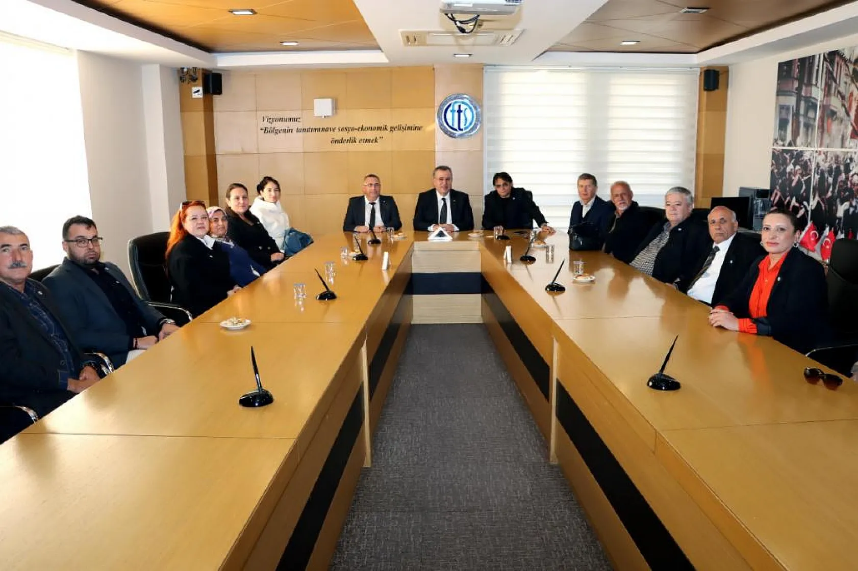 Aday Adayı Demirel ziyaretlerini sürdürüyor