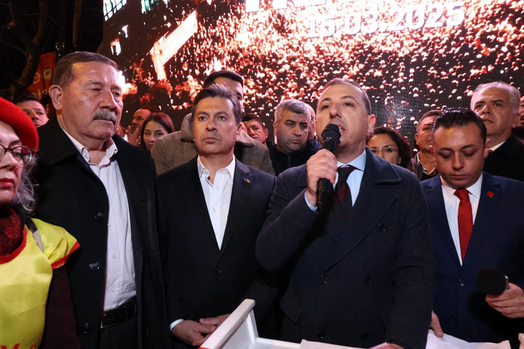CHP Muğla İl Başkanı'ndan demokrasi nöbeti çağrısı
