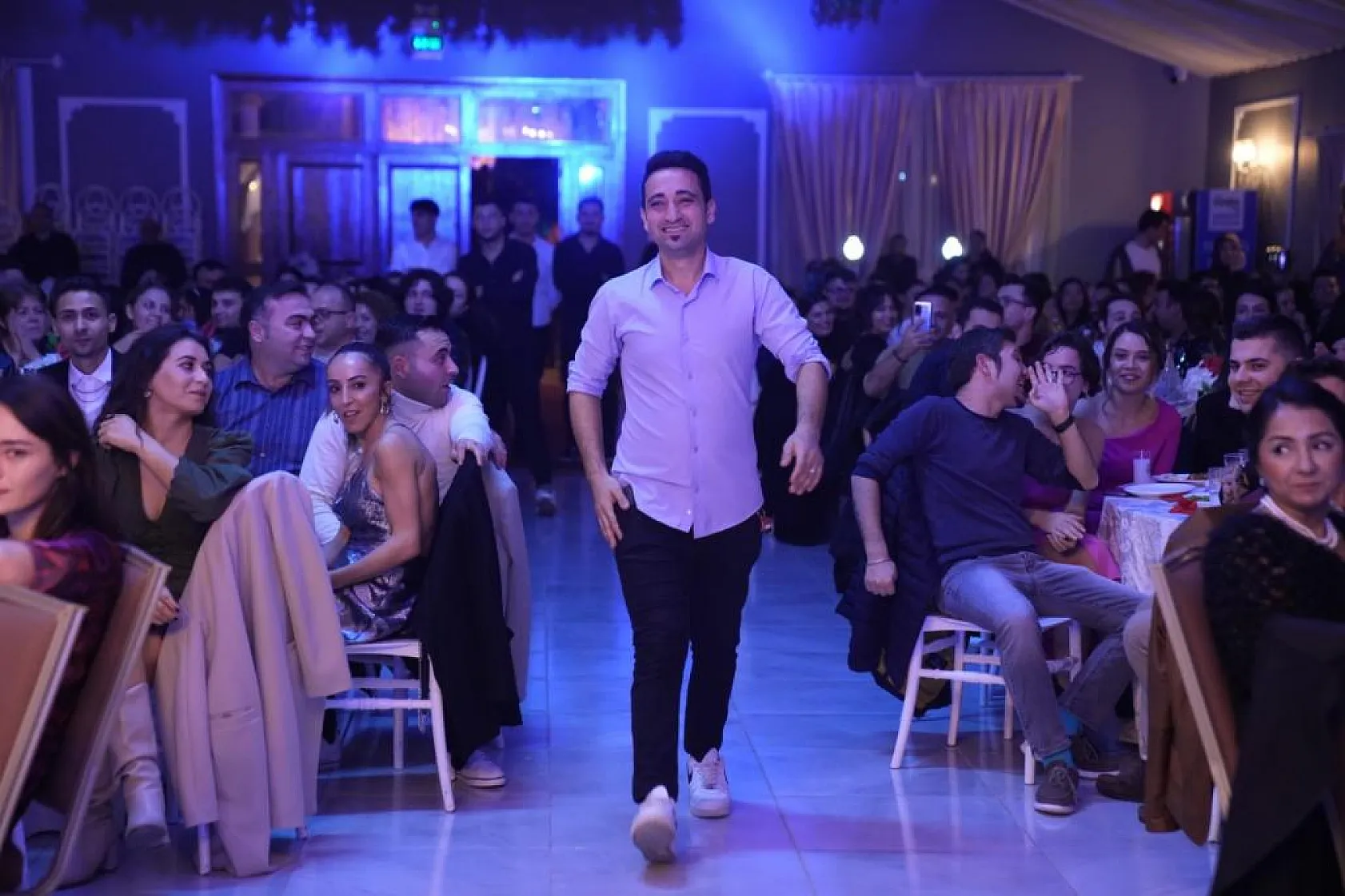 Esnaf Hastanesi personeli yeni yılı harika bir organizasyonla karşıladı