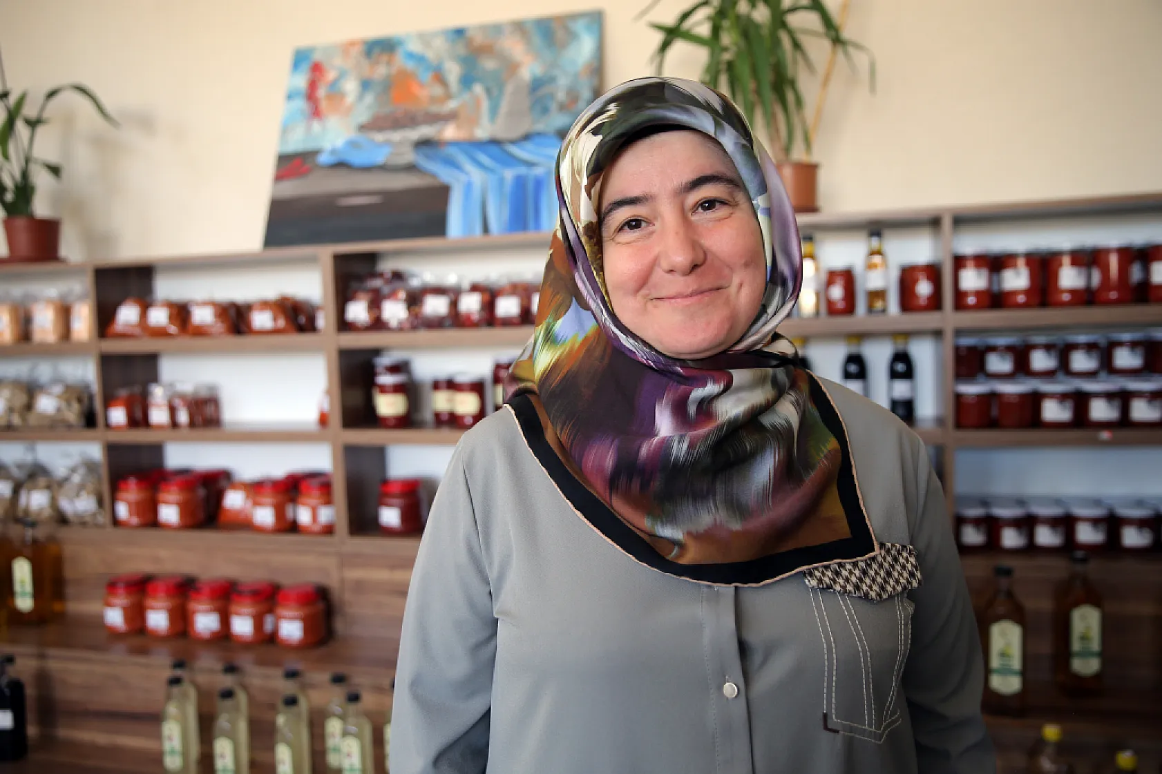 Muğla'da kooperatif kuran kadınlar yöresel ürünleri satarak gelir sağlıyor