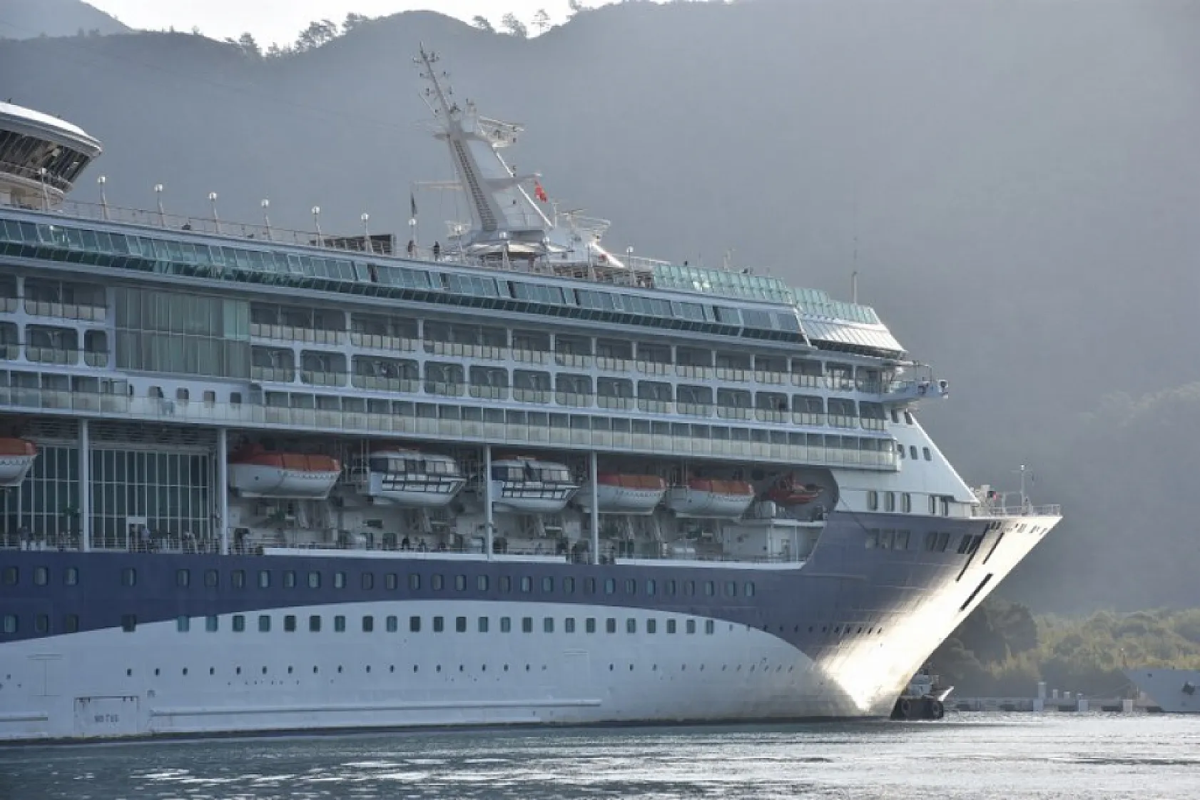 Marella Discovery, 'Ana limanı' Marmaris'e 1801 yolcusuyla geldi