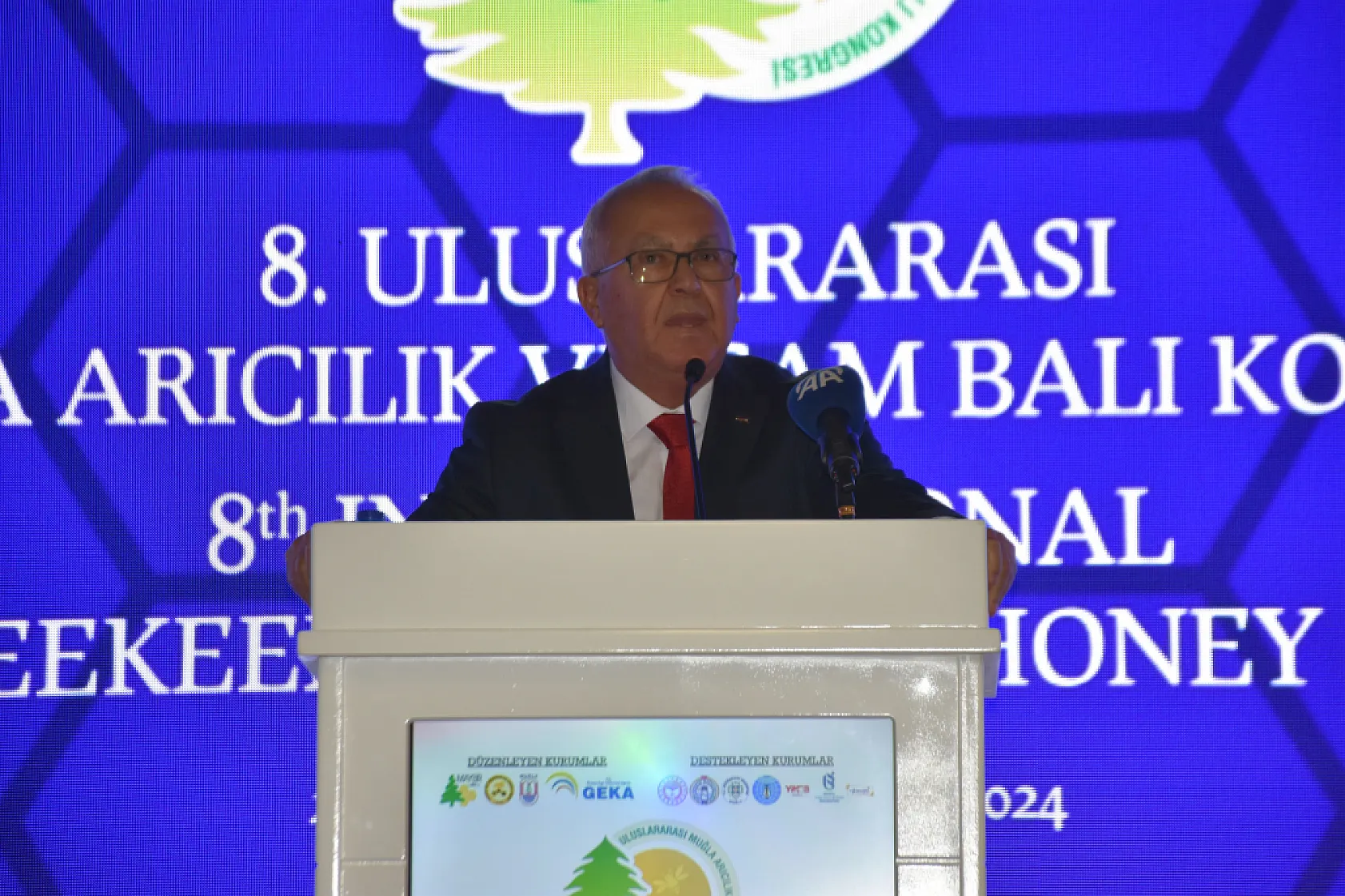 Uluslararası Muğla Arıcılık ve Çam Balı Kongresi başladı