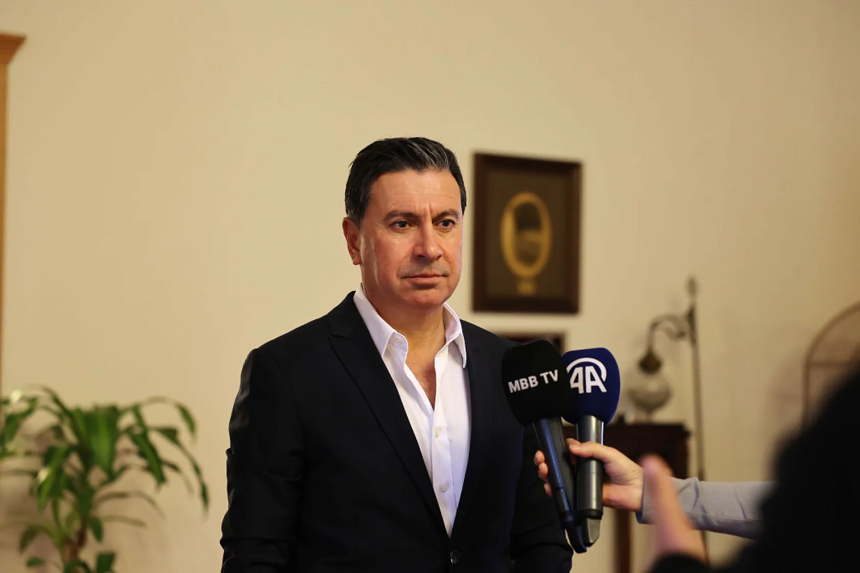 Muğla'da belediye personeli 'pazartesi sendromunu' klasik müzikle aşıyor