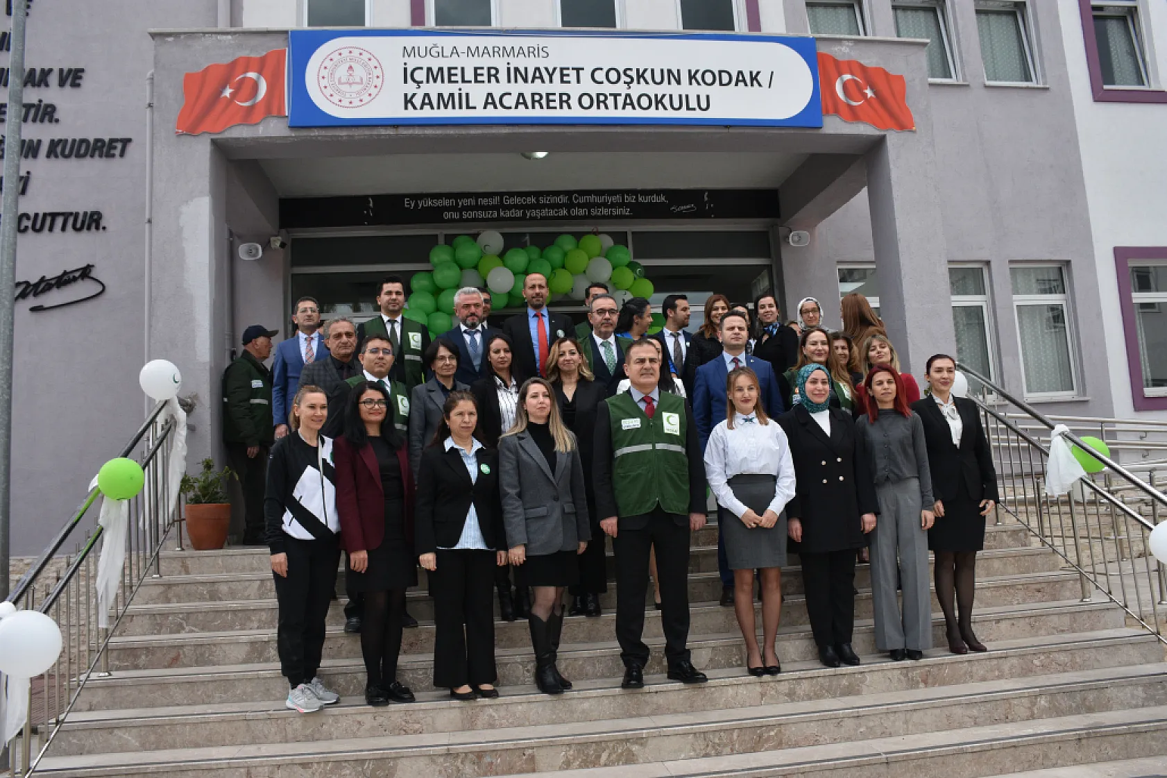 Marmaris'te düzenlenen masa tenisi turnuvasında 4 bin 500 öğrenci mücadele etti