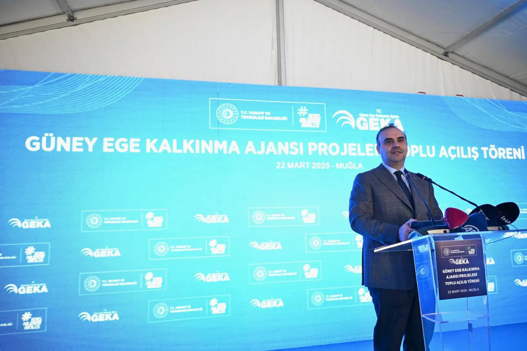 Sanayi ve Teknoloji Bakanı Kacır, Muğla'da konuştu