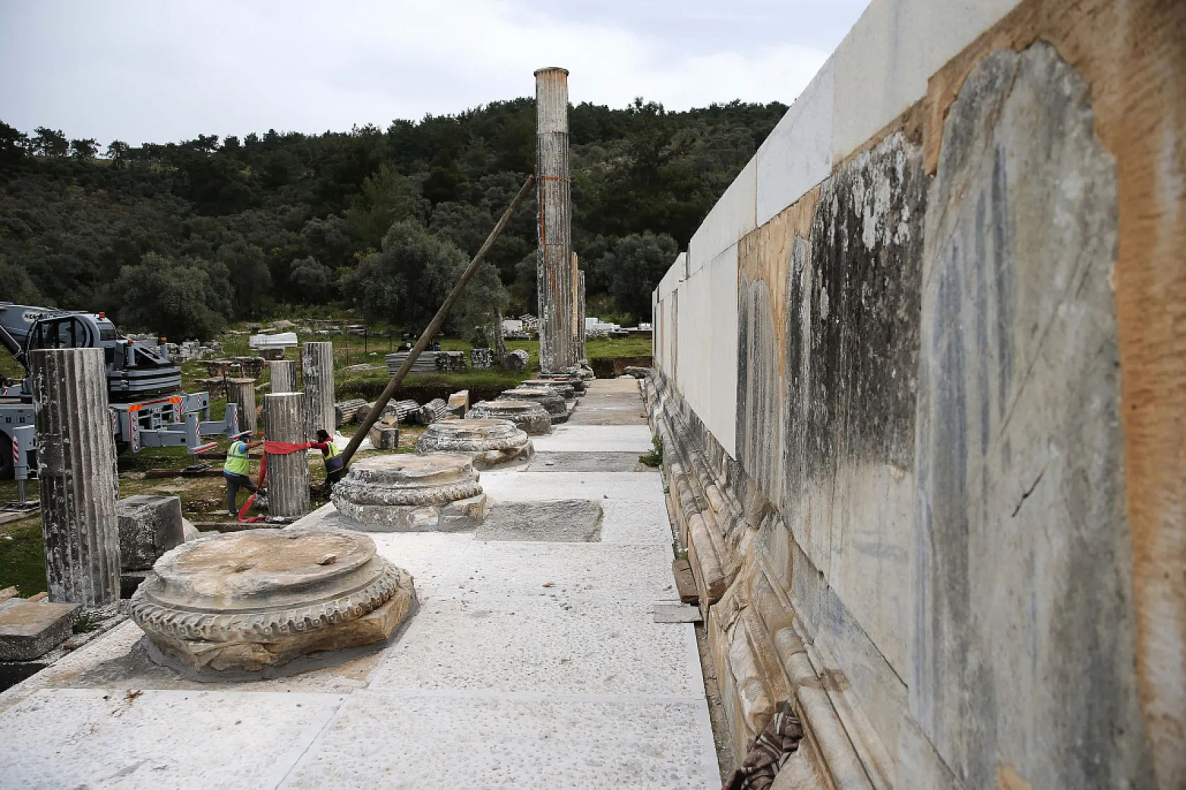 Zeus Tapınağı restore edilen sütunlarıyla eski ihtişamına kavuşacak