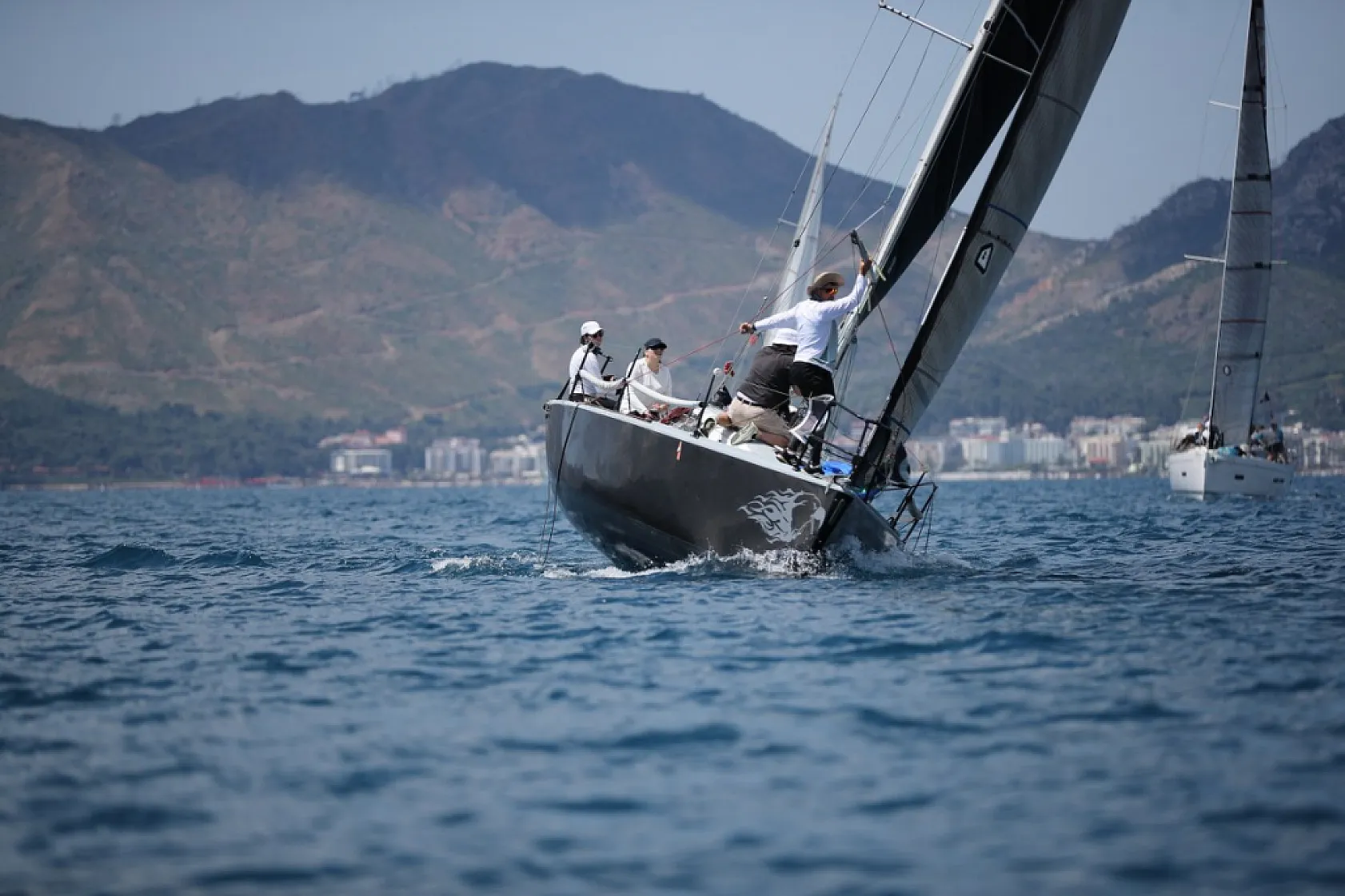 2. Uluslararası Akdeniz Yat Şampiyonası Marmaris'te devam ediyor
