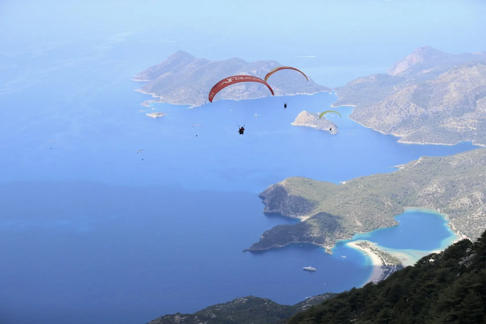 Fethiye'deki Babadağ, yamaç paraşütü tutkunlarını ağırlıyor